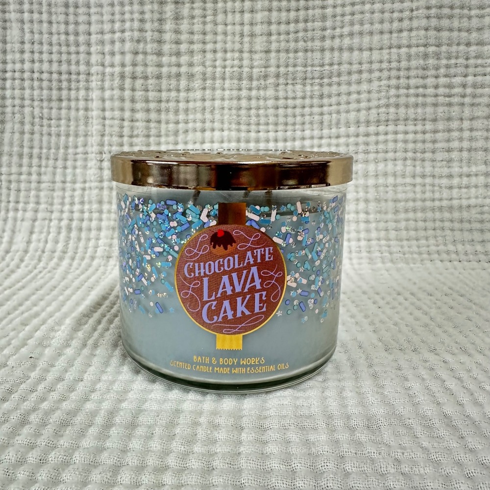 Bath & Body Works CHOCOLATE LAVA CAKE 3 Wick Large Scented Candle 14.5 oz